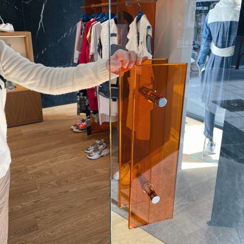 MEDIDAS COVID MIKONOS MODA